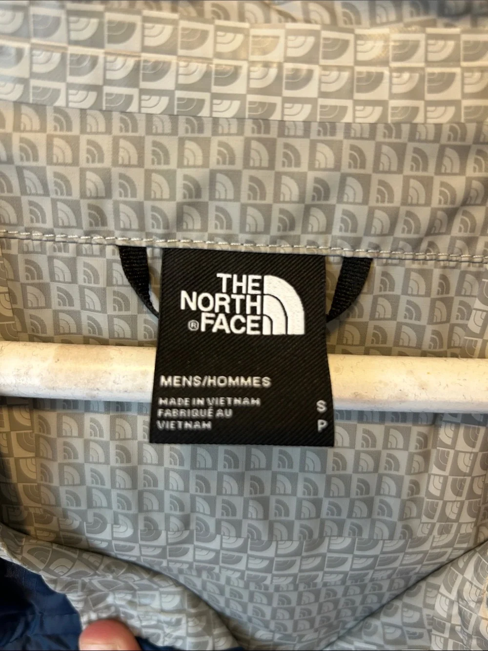 The North Face Men’s Royal Blue Hooded windbreaker Jacket